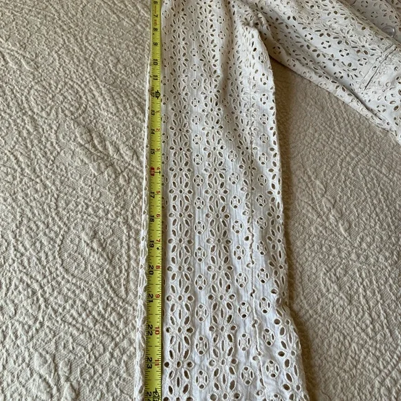 Elegant Cream Lace Women's Jacket - Picture 5 of 5